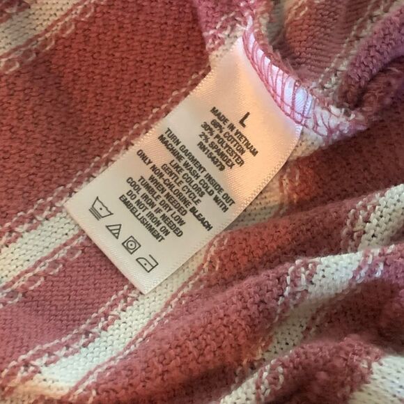 šAeropostaleāLongāSleeveĀ StripedāCropāSweater - Picture 7 of 9